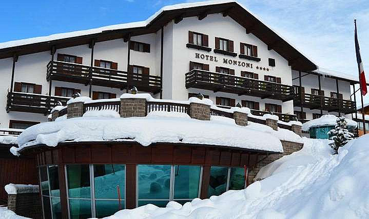 Hotel Monzoni **** s polpenziou - Passo San Pellegrino