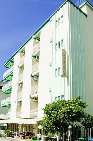 Hotel Staccoli*** s polpenziou - Rimini