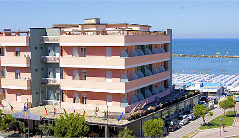 Hotel Palace*** s plnou penziou - Cesenatico