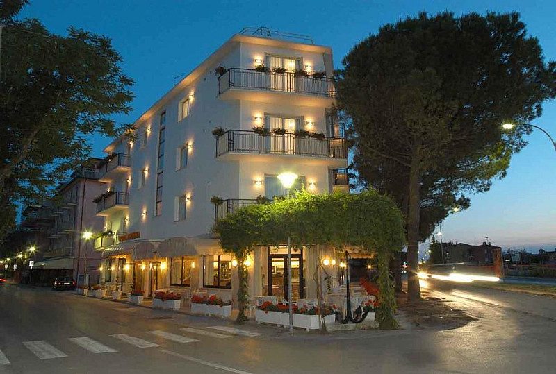 Hotel Meduna*** s polpenziou - Caorle