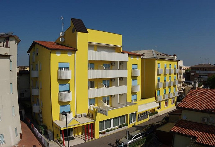 Hotel Nederland*** s plnou penziou - Caorle