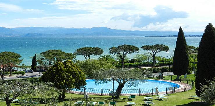 Desenzano Glam Lake Village****  - Desenzano del Garda