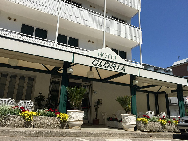 Hotel Gloria *** s plnou penziou - Lignano Sabbiadoro