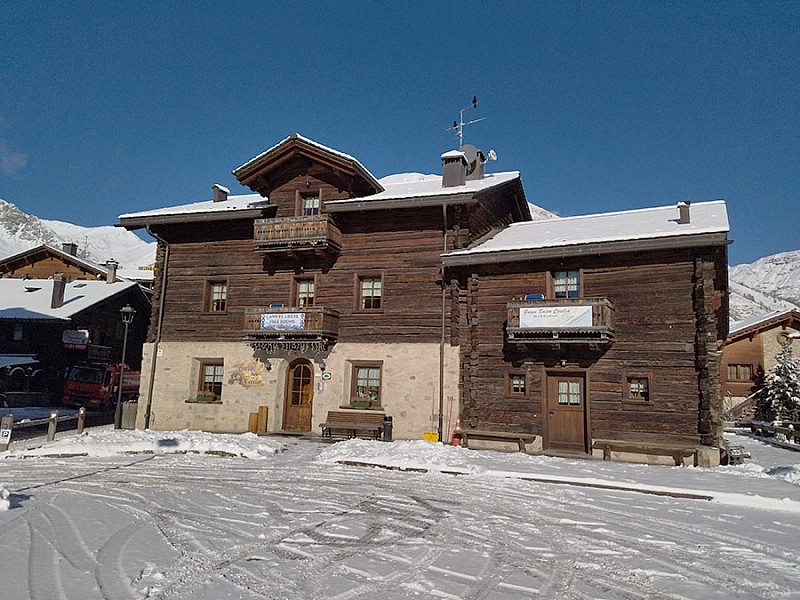 Hotel Garni Baita Cecilia*** s raňajkami- Livigno