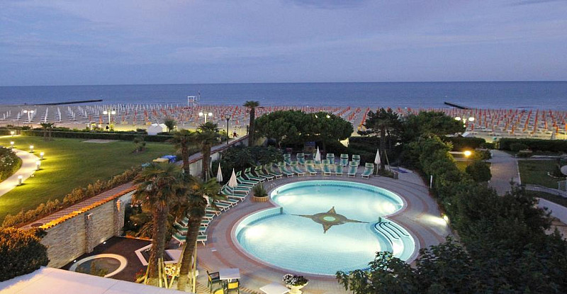 Hotel Parkhotel Cellini **** s plnou penziou - Lido di Jesolo