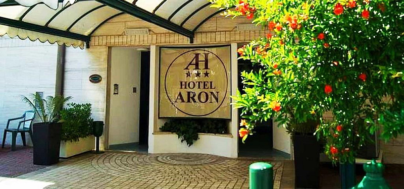 Hotel Aron *** s plnou penzí - Viserbella Rimini