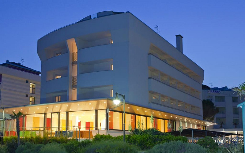 Hotel Parigi *** s polopenziou - Caorle