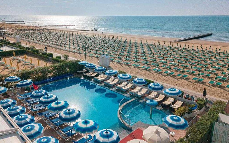Hotel Elpiro I**** s polopenzí - Lido di Jesolo