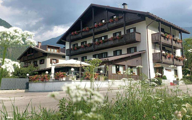 Hotel Ferrari *** se snídaní - Pinzolo