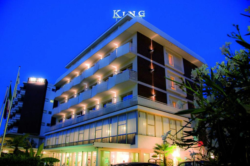 Hotel King *** s plnou penzí - Milano Marittima