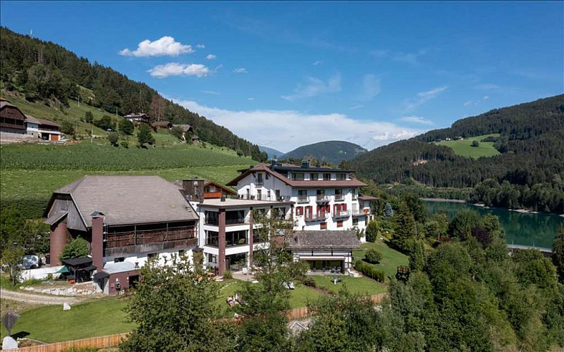 Hotel Alte Goste**** s polopenzí - Valdaora Plan de Corones - Kronplatz - foto 1