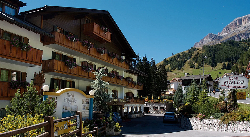 Hotel Evaldo**** s polopenzí - Arabba Arabba / Marmolada - foto 1